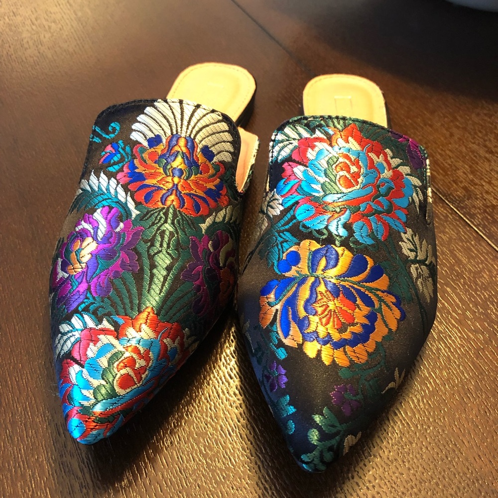Yoki Mules